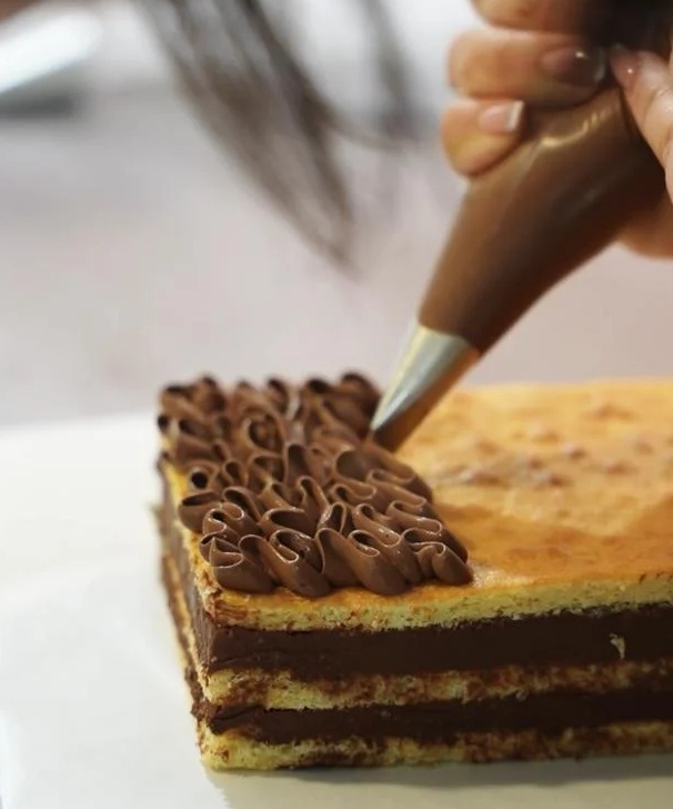 پخت تارت و فلن، لحظهای شیرین-1